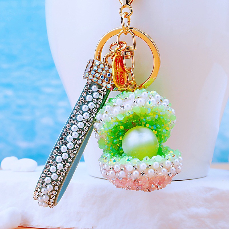 A832 cornucopia shell candy green