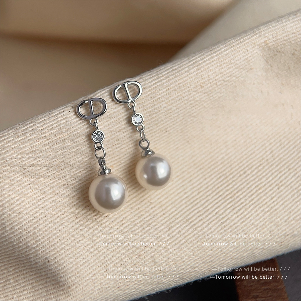 1_0018_耳语tomorrow will be bett