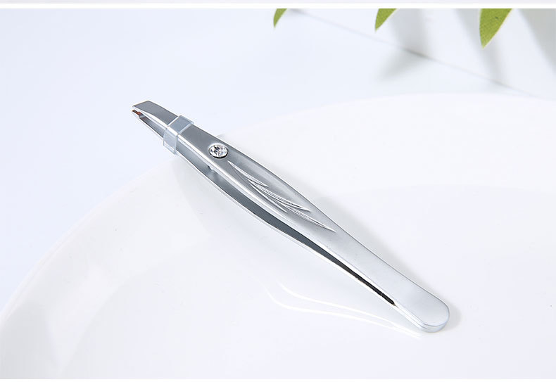 Meilamei stainless steel eyebrow tongs, eyebrow trimming tweezers, flat and slanted beauty tools, eyebrow tongs MLM-D504 undefined