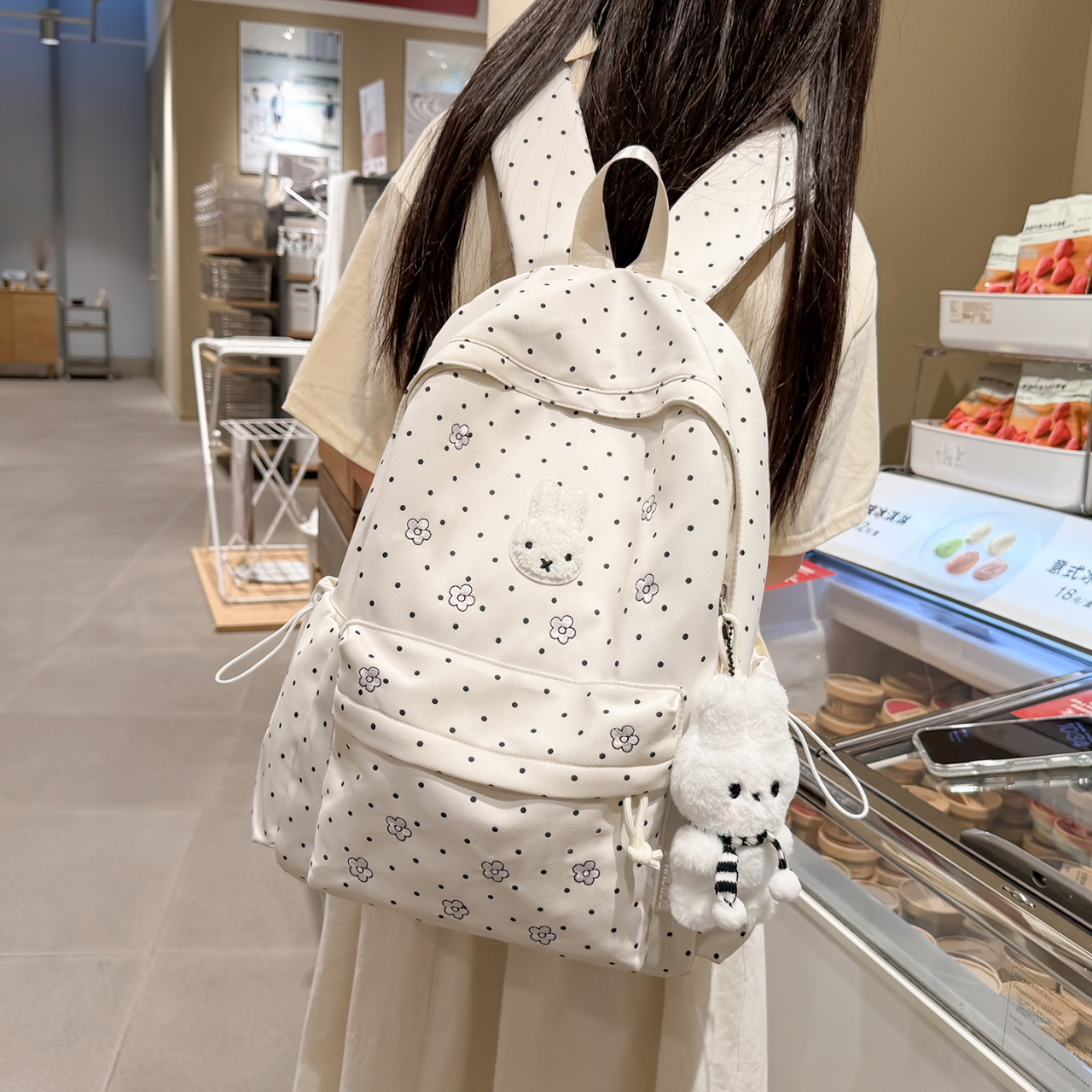 Japanese-Style Ins Fresh Backpack for Girls, Large Capacity Backpack for Middle and High School Students, College Students, Travel, and Commuting