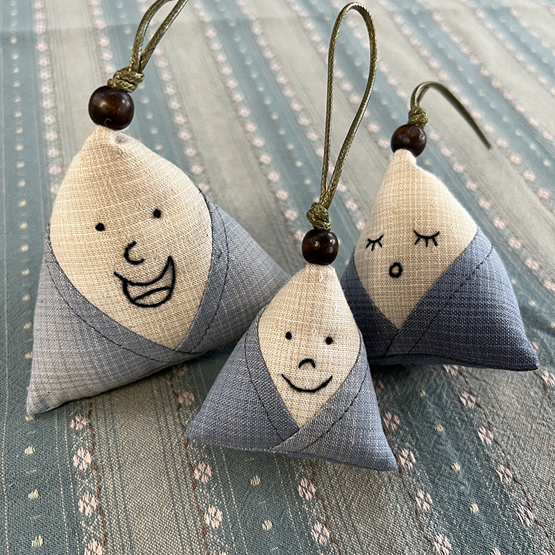 Jixiang tres bolas de masa de arroz azul ~ AXRB085 (paquete de material) grande 8 cm medio 6cm pequeño 5cm (relleno de algodón)