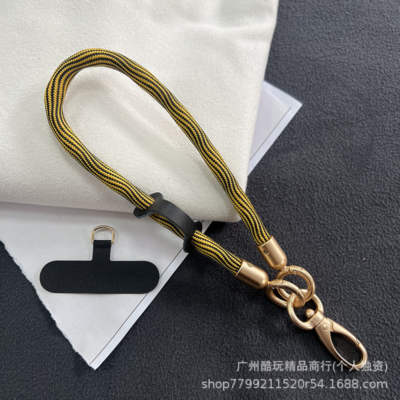 48#노란색과 검은색 물결무늬