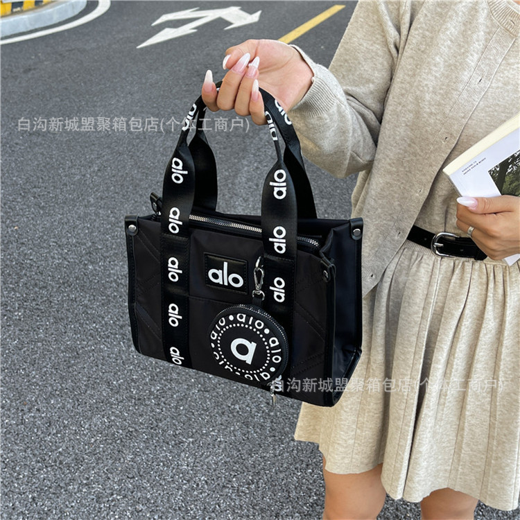 2025新款Alo Woman小众字母印花帆布包包质感休闲小方包手提包|undefined