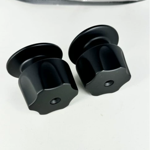 Шестиугольный маховик из цинкового сплава с гальваническим покрытием, черная ручка, аксессуары для ванной комнаты, скрытые аксессуары для клапанов, фурнитура, большой запас