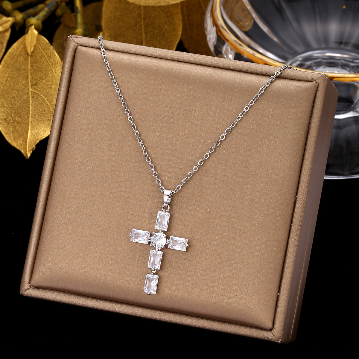 Retro Simple Style Cross Stainless Steel Plating Inlay Zircon Pendant Necklace display picture 5