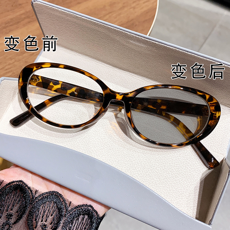 光感变色时尚跨境防蓝光近视镜书呆子极简风素颜显瘦素颜近视眼镜