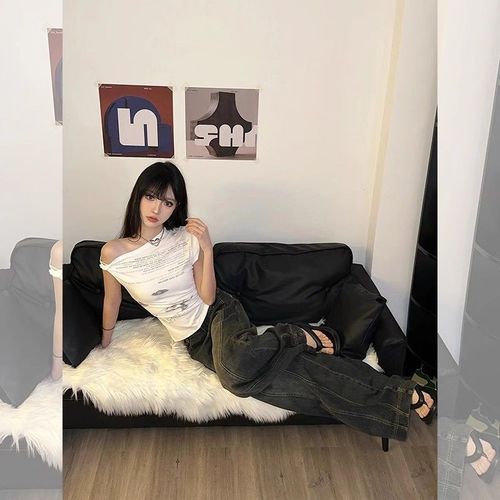 260g Cotton Modal Blended Print Cross-shoulder Short-sleeve T-shirt for Women, Edgy Design, Unique and Stylish Top