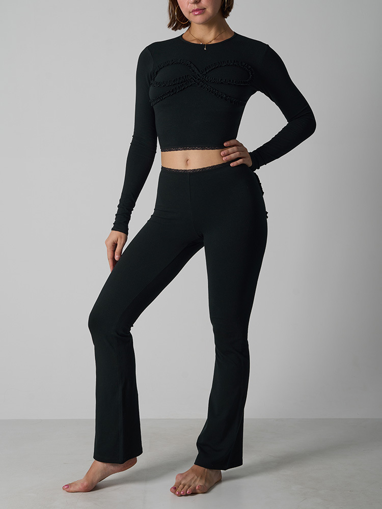 Dames set met high waist flare legging en cropped top_voghion.com