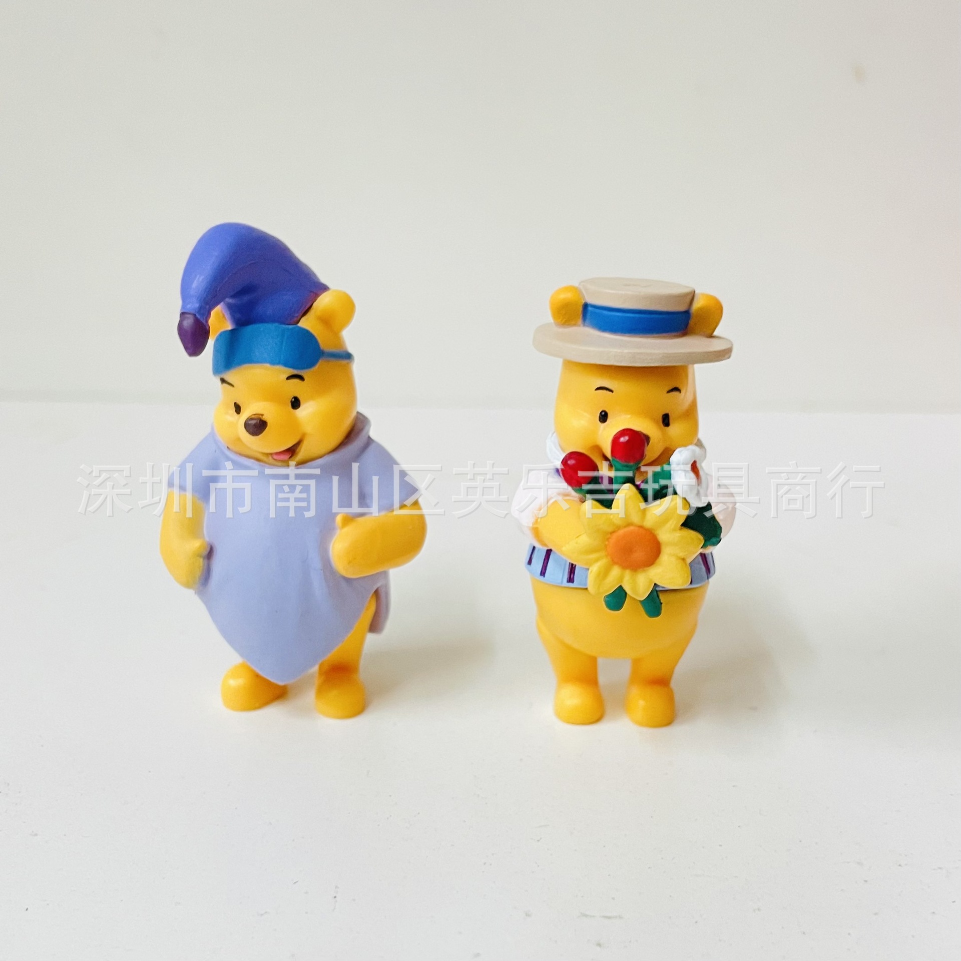 (2개) WINNIE THE POOH 다양한 스타일 의류 원피스 인형 4 장식품