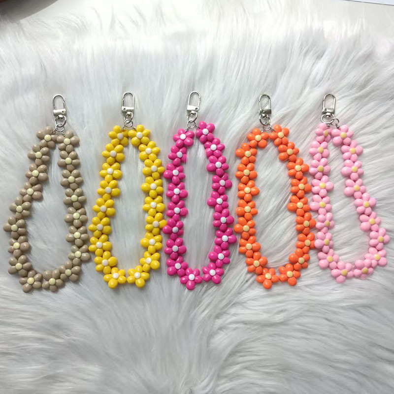 New Five-Petal Flower Mobile Phone Pendant Small Flower Beaded Bag Pendant Anti-Fall Chain Flower Daisy Keychain