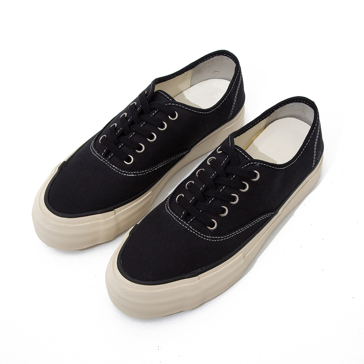 Paksupohjaiset hengittävät kankaat, joissa on korotettu korkeus. 2024, uudet pienet valkoiset miesten matalat ja trendikkäät lautakengät, japanilaiset._voghion.com