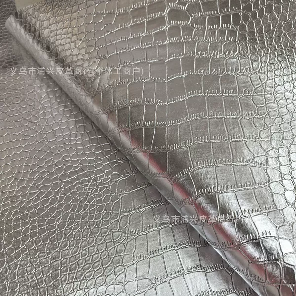 Crocodile silver