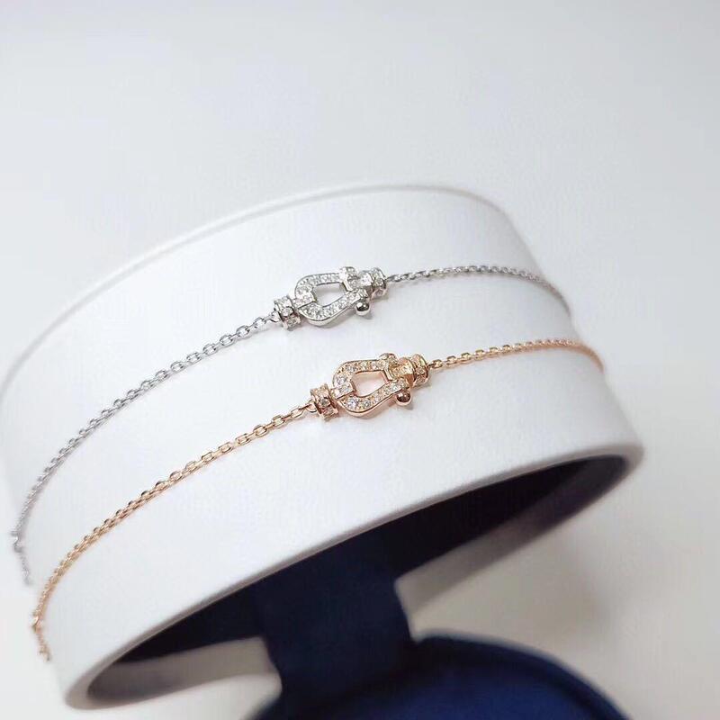 F home horseshoe bracelet High version thick 18K gold plated small size diamond-embedded full Diamond Horseshoe buckle hand jewelry female hair wholesale