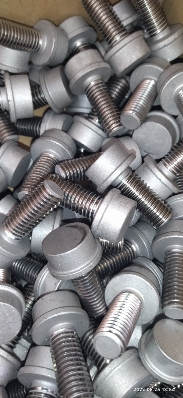 INCONEL718螺栓 GH4169机加工五金轴 数控加工精密五金非标2.4819