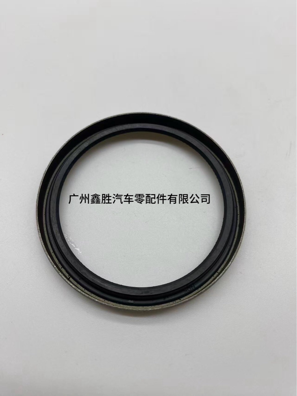 90310-t0008 Is Suitable for Toyota Hilac Ggn1251Kd2Kd Rear Wheel Oil Seal Seal Ring Oil Seal