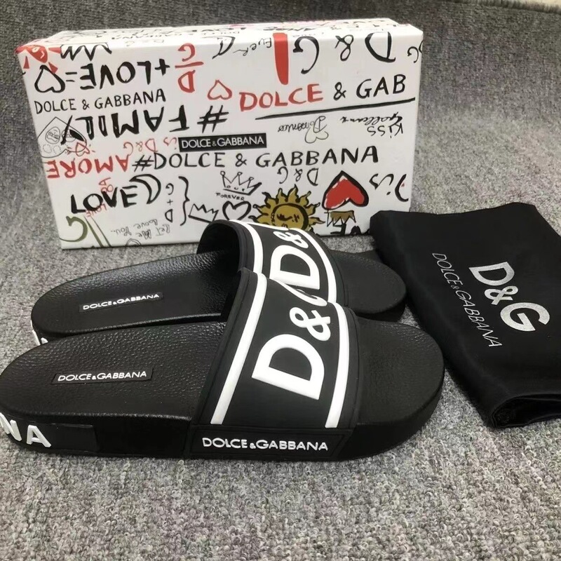 D&G Men's Fashionable Lettered Slippers for Summer, Non-Slip, Thick-Soled, Light Luxury Trendy Slide Sandals D&G Men's Fashionable Lettered Slippers for Summer, Non-Slip, Thick-Soled, Light Luxury Trendy Slide Sandals