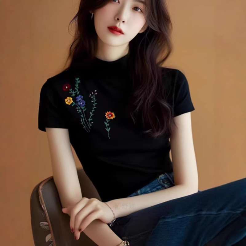 Brother's Boutique Quality Summer New Versatile Embroidered Bowknot T-Shirt, Loose Fit, Slimming Ice Silk Top for Women Brother's Boutique Quality Summer New Versatile Embroidered Bowknot T-Shirt, Loose Fit, Slimming Ice Silk Top for Women