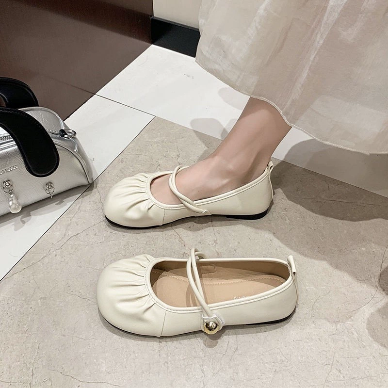 Popular Mary Zhen Doudou 2025 Spring and Summer New Flat Sole Wrinkled One-Line Grandma Light Mouth Gentle Single Shoes Fairy Style