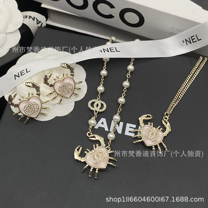 Marine necklace pearl, cute earrings, Chanel style, high-quality style, light luxury style