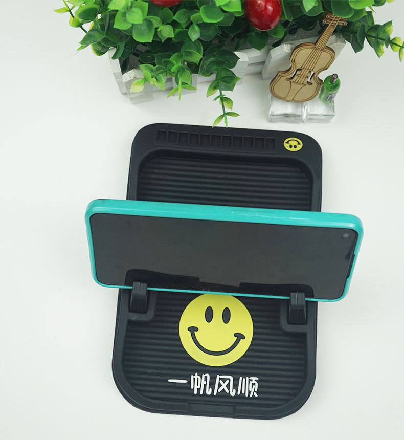 Korean cartoon style perfume seat PVC flexible glue car parking sign interior decoration perfume mat parking moving license plate