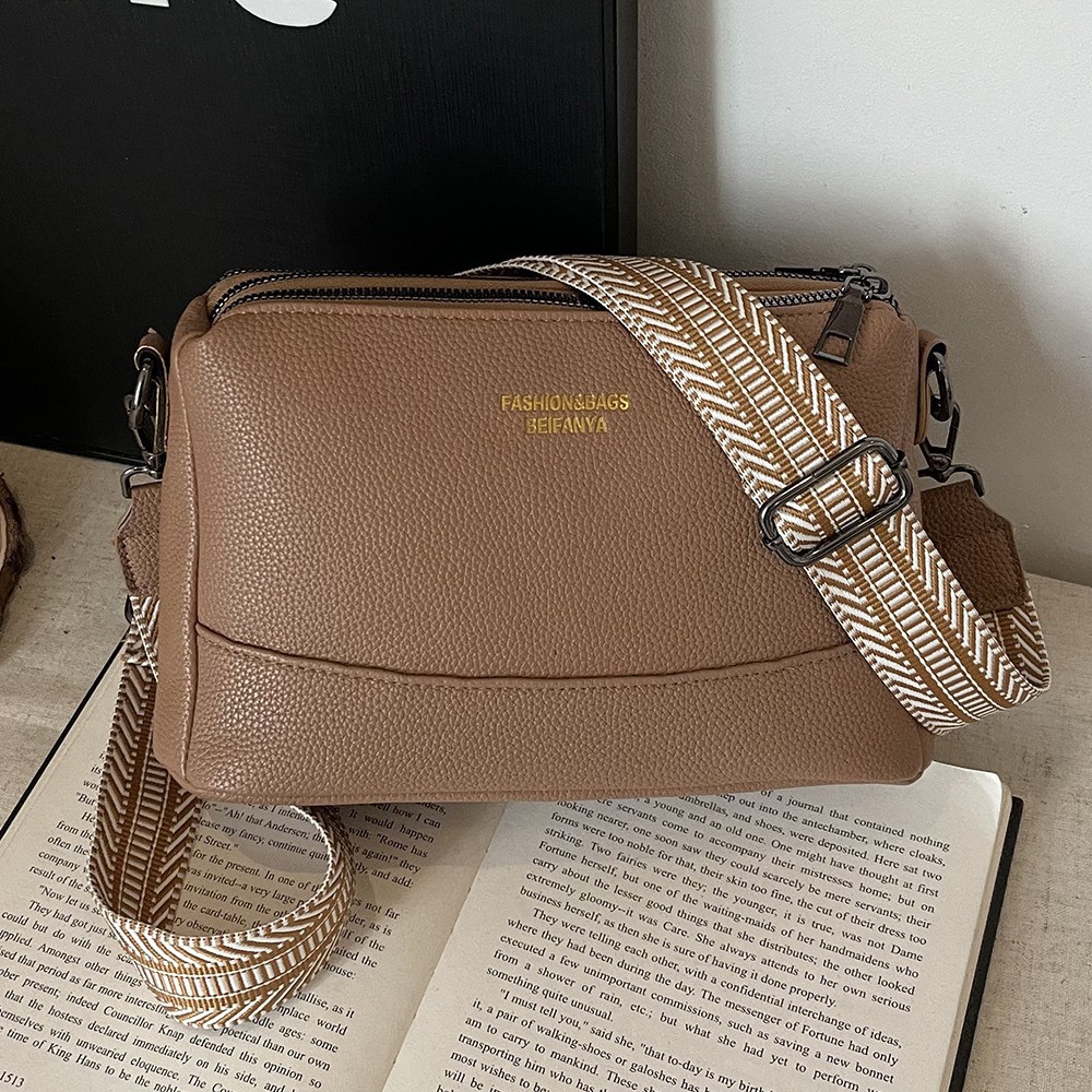 크로스보더 여성용 가방 2025 신상 패션 통근 숄더백 넓은 어깨끈 편안한 크로스백 3단 지갑