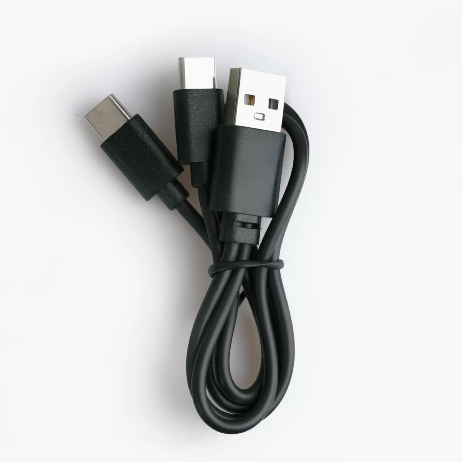 Производитель оптом usb один перетаскивает два провода type-c для зарядки беспроводной галстука микрофон двойной type-c двойной кабель для передачи данных c