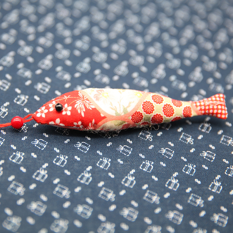 Patchwork estilo antiguo pescado coche colgante bolsa joyería suéter cadena bordado decorativo hecho a mano DIY llavero colgante