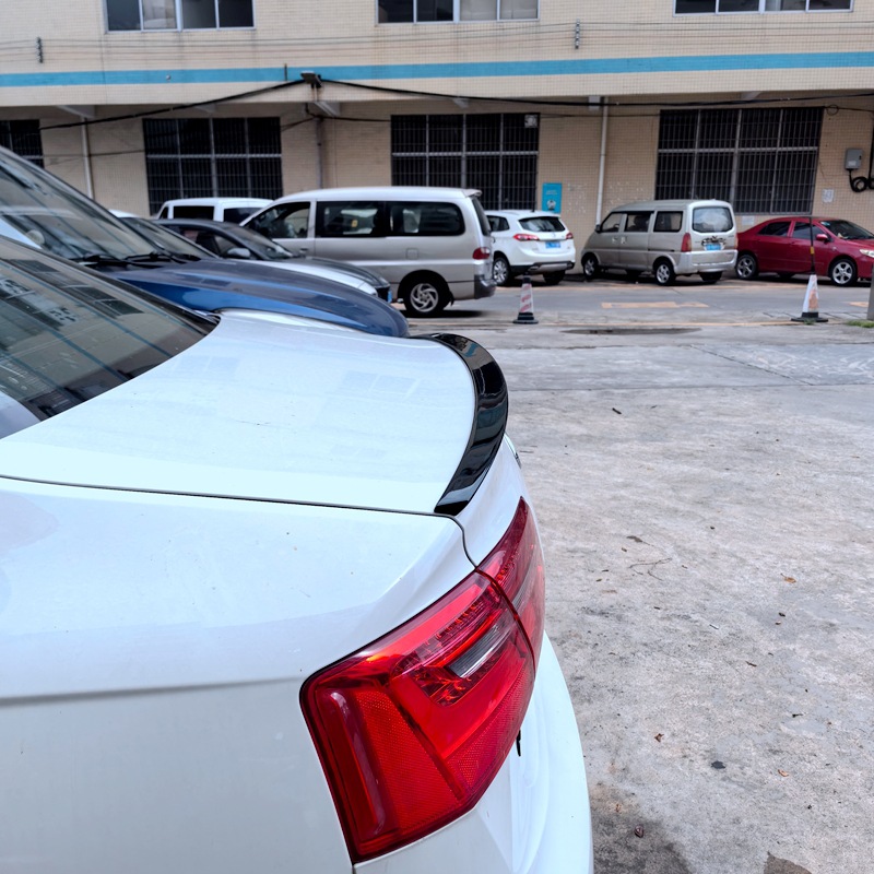 Suitable for 2012-2018 Audi A6L A6L S6 Modified Special Punch-Free Paint Spoiler Modification