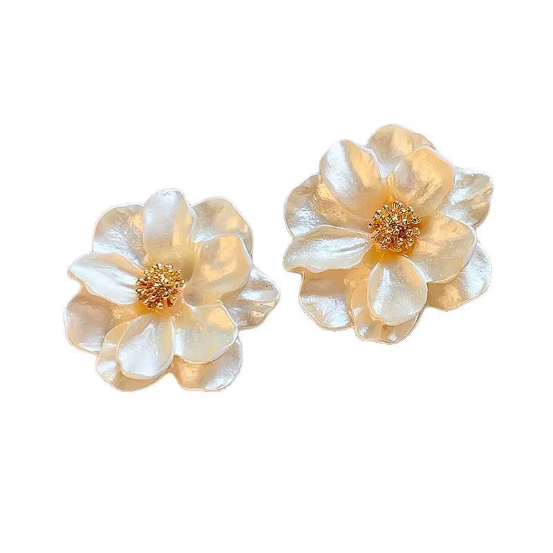 Mountain tea, earrings, light luxury style, high-end