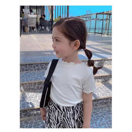 2026女童休闲冰丝短袖T恤新款韩版儿童木耳边上衣纯色简约百搭潮