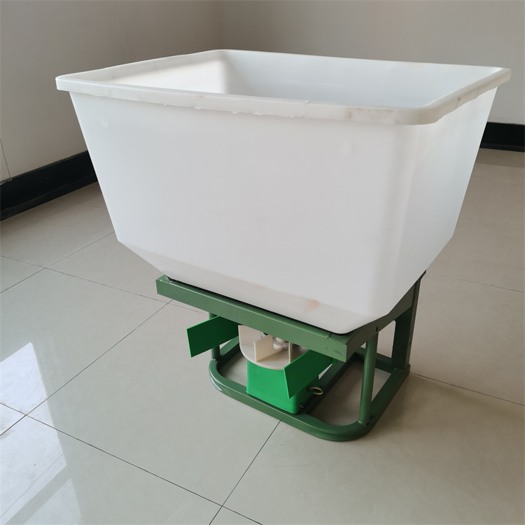 多功能农用牵引式施肥机12V电动小型追肥机颗粒复合肥抛洒机启泰