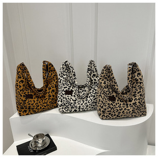 ���y����Ů2025�¿�r�����ذ����e���Դ������μ���ﶬ�͹�ܛ��