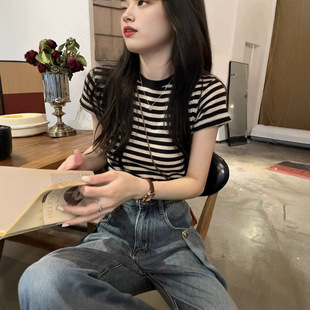 �ڰ�ײɫ�l�y�A�I����t��Ů�ļ��¿��OӋ����ʽ�@�ݺ��s����ins��