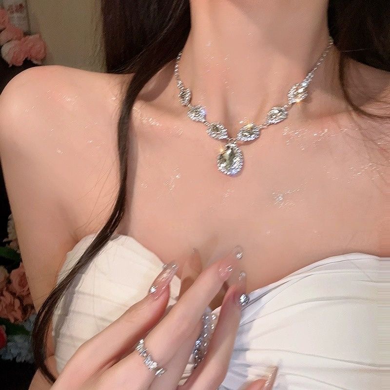 Bridal Necklace And Earring Set With Zircon Water Drop Diamonds_voghion.com