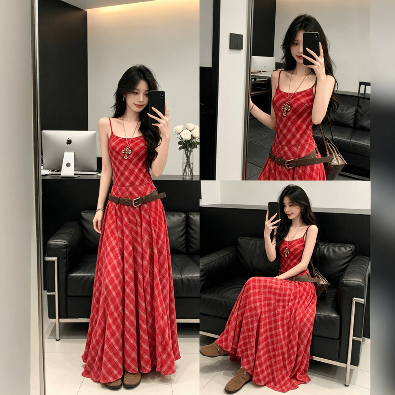 Vintage Sichuan-Xizang Travel French-Style Plaid Spaghetti Strap Dress for Women, Summer Waist-Cinching Slimming Vacation Elegant A-Line Long Dress Vintage Sichuan-Xizang Travel French-Style Plaid Spaghetti Strap Dress for Women, Summer Waist-Cinching Slimming Vacation Elegant A-Line Long Dress
