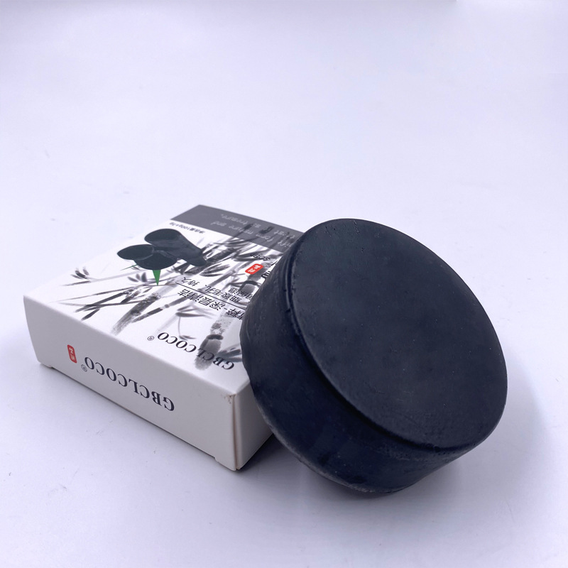 Bamboo Charcoal Soap 100g Skin Care Soap for Face Washing and Bathing Handmade Soap Essential Oil Soap Hydrating and Moisturizing Soap for Cleaning Pores and Controlling Oil