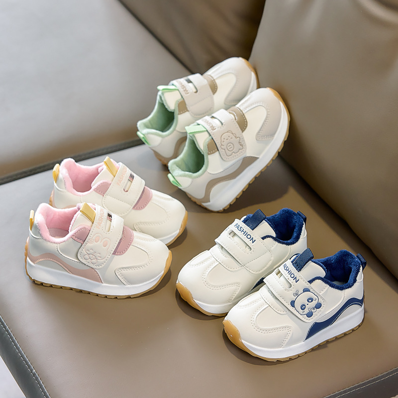 Zapatos de invierno para bebés pequeños, calentamiento de terciopelo, suela suave antipatada, zapatos deportivos para niños y niñas, zapatos de algodón