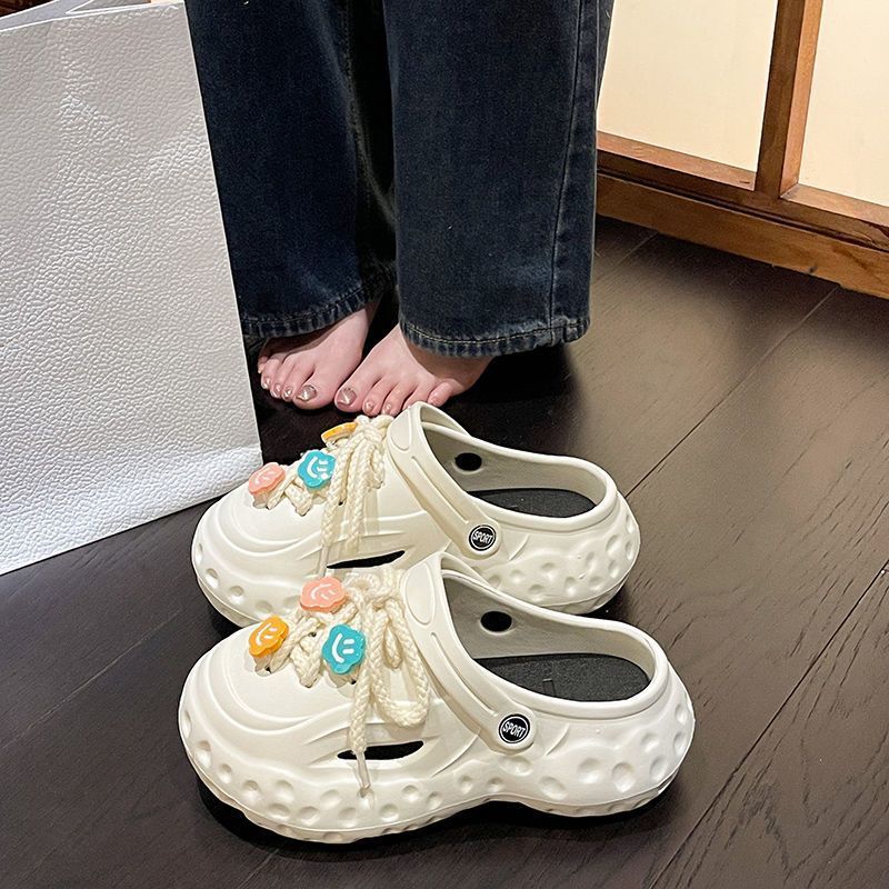 Thick-Soled Clogs for Women, 2023 Summer Cute Cartoon Couple Style Dual-Wear Clogs with Straps, Beach Shoes