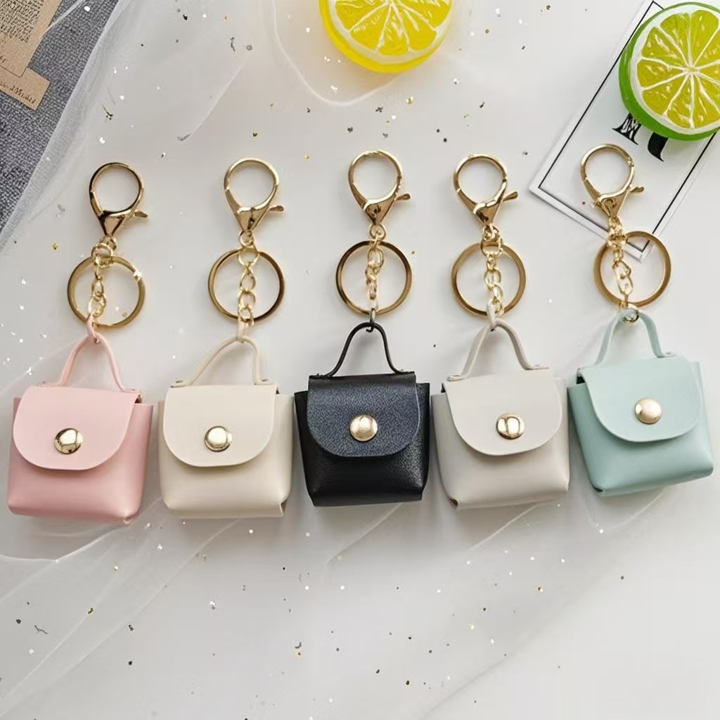 1 Piece Quantity 1 Piece Classic Style Commute Bag Pu Leather Unisex Bag Pendant Keychain