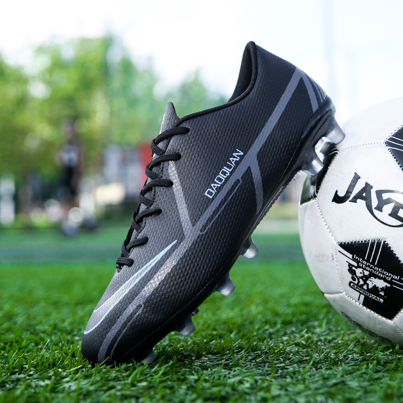 Große Größe mit gebrochenen Nägeln, Sportstudenten-Trainingsschuhe für Herren, Fußballschuhe für Kinder von 32 bis 47 Fuß_voghion.com