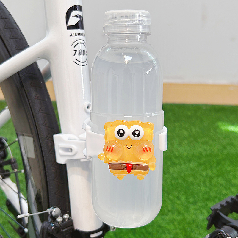 自転車のコップの棚のかわいい漫画のハンドルの多機能のオートバイの電気自動車は通用して飲み物の水筒のブラケットを入れます。|undefined