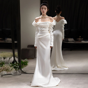 Satin Light Wedding Dress 2025 New High-End Long-Sleeved Fishtail Design Accessible Luxury Niche Small Tail Welcome Dress