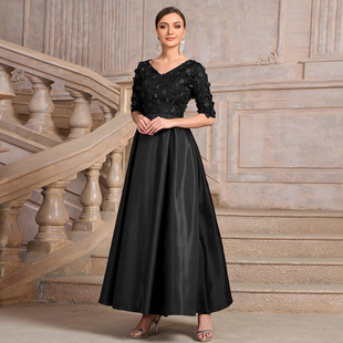2025 Cross-border Black V-neck Flower Large Pendulum Ladies Formal Dinner Dress (Heavy Industry)