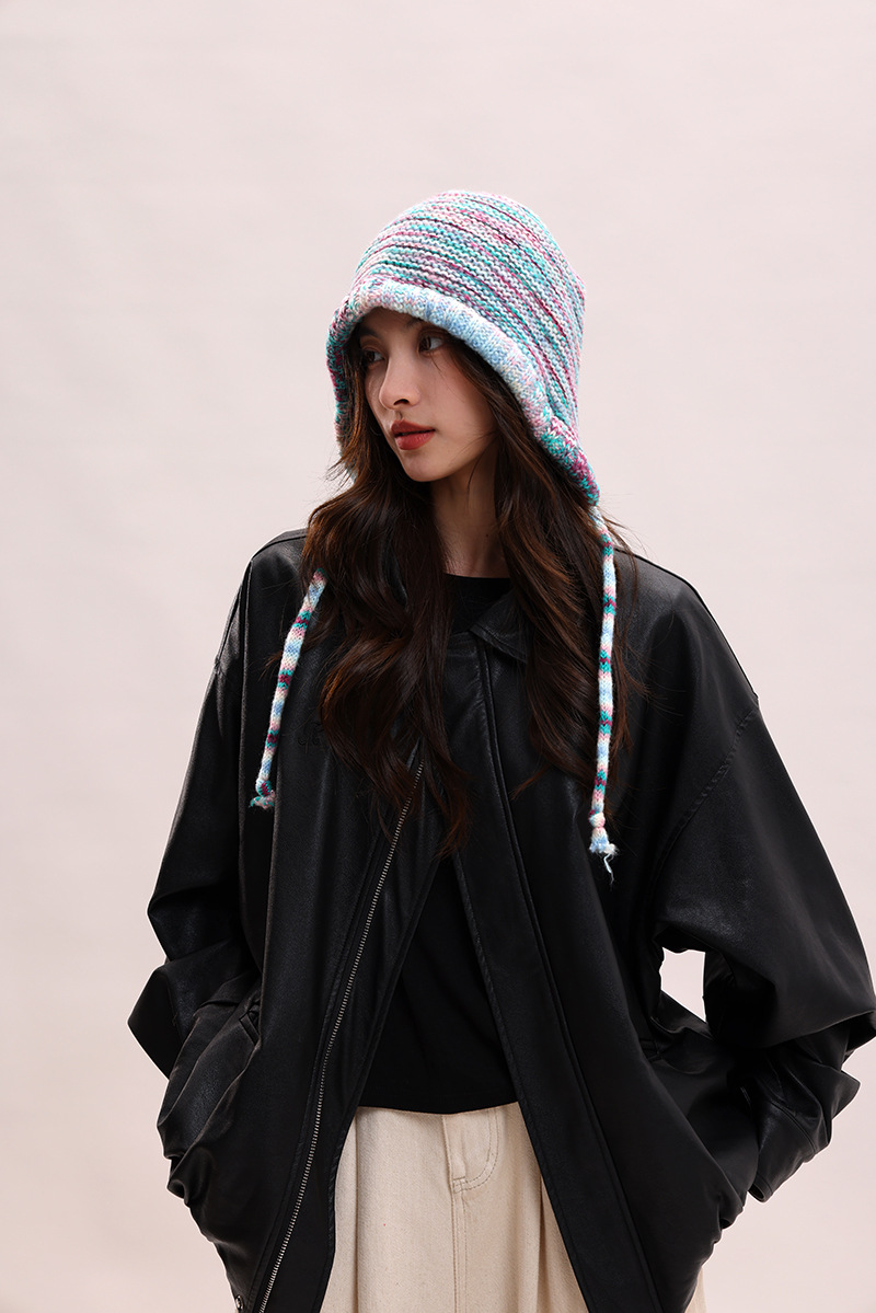 Cappelli di lana autunnali e invernali per bambini, colori arcobaleno a contrasto per mettere in mostra il viso, piccola borsa con testa carina legata con corda_voghion.com