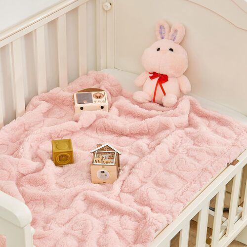 Baby Blanket Heart Shaped Gauze Blanket Ultra Soft and Comfortable Baby Bed Blanket Fluffy Warmth Toddler Cover Blanket Baby Stroller Cover