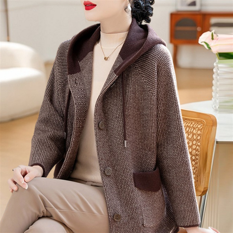 New Woolen Outwear Knitted Cardigan Middle-Aged and Elderly Women's Short Top Mother's Hooded 2025 Spring, Autumn, Autumn and Winter Clothing New Woolen Outwear Knitted Cardigan Middle-Aged and Elderly Women's Short Top Mother's Hooded 2025 Spring, Autumn, Autumn and Winter Clothing