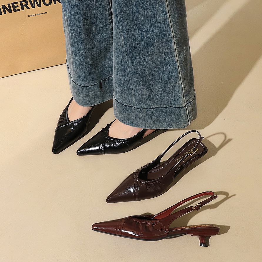2322-1 Korean Retro Pana Pattern Pointed Shallow Mouth Low Heel Women's Shoes with Empty Back One Button Fashion Professional Single Shoes for Women