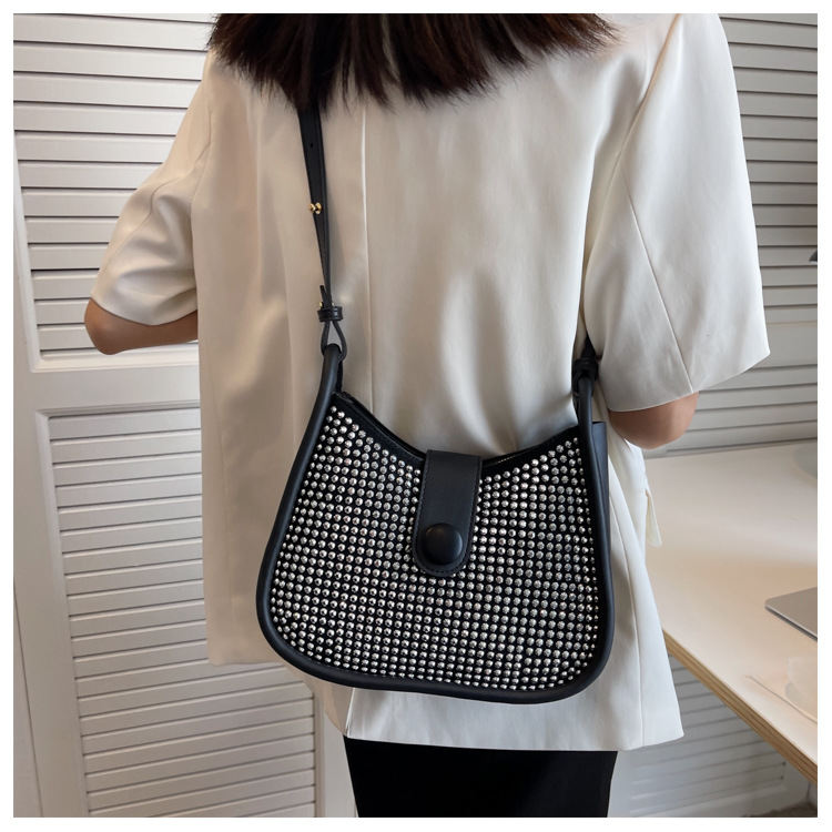 Geometric Pattern Punk Artificial Leather Rhinestone Zipper Square Black Shoulder Bags display picture 3