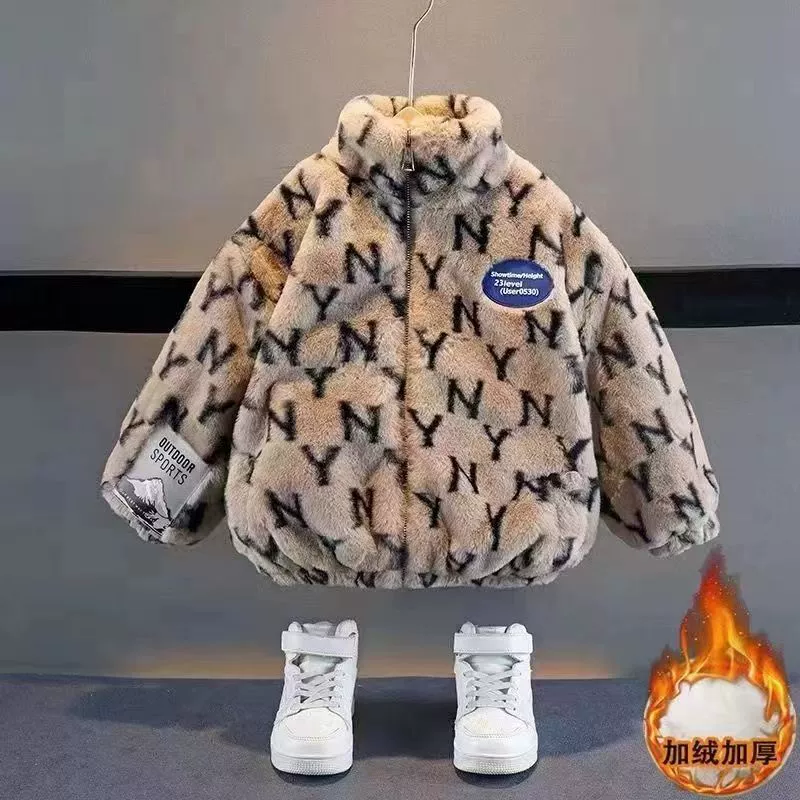 Quilted children's warm demi-season down jacket for boys