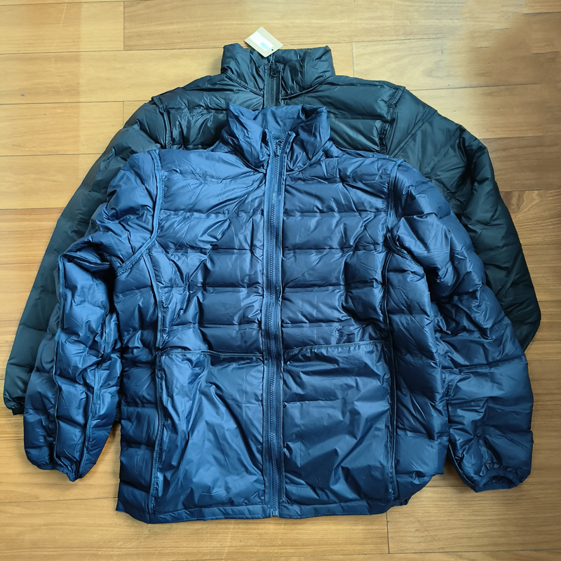 Chaqueta tres en uno para comercio exterior con forro de plumón, abrigo softshell impermeable con capucha para invierno.